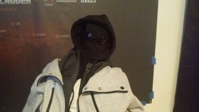@BeyondTheSummit unseen Mascot, producer, tech guy, bad translator guy etc , 1st human to finish O.D.B. Burger at Relish Seattle, contact: rolandviper@gmail.com