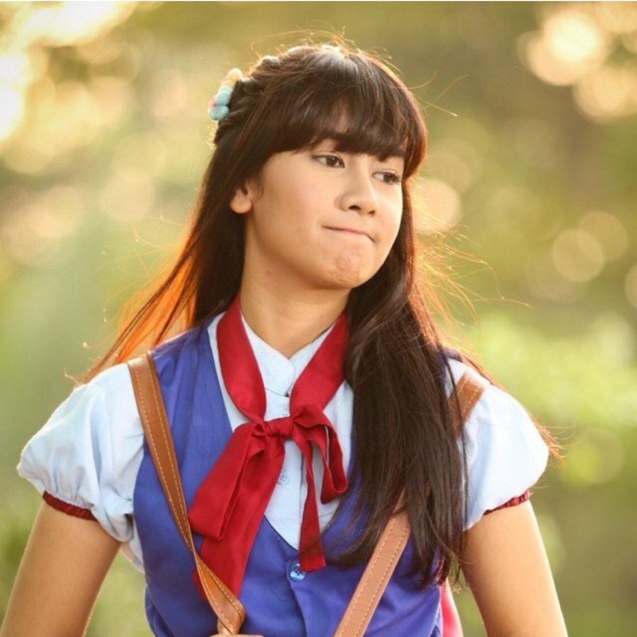 MADE IN BANDUNG | Architecture @AnisaRahma_Adi | business contact : anisamanagement@gmail.com | http://t.co/aVFq9GHzFC…|24/2/13