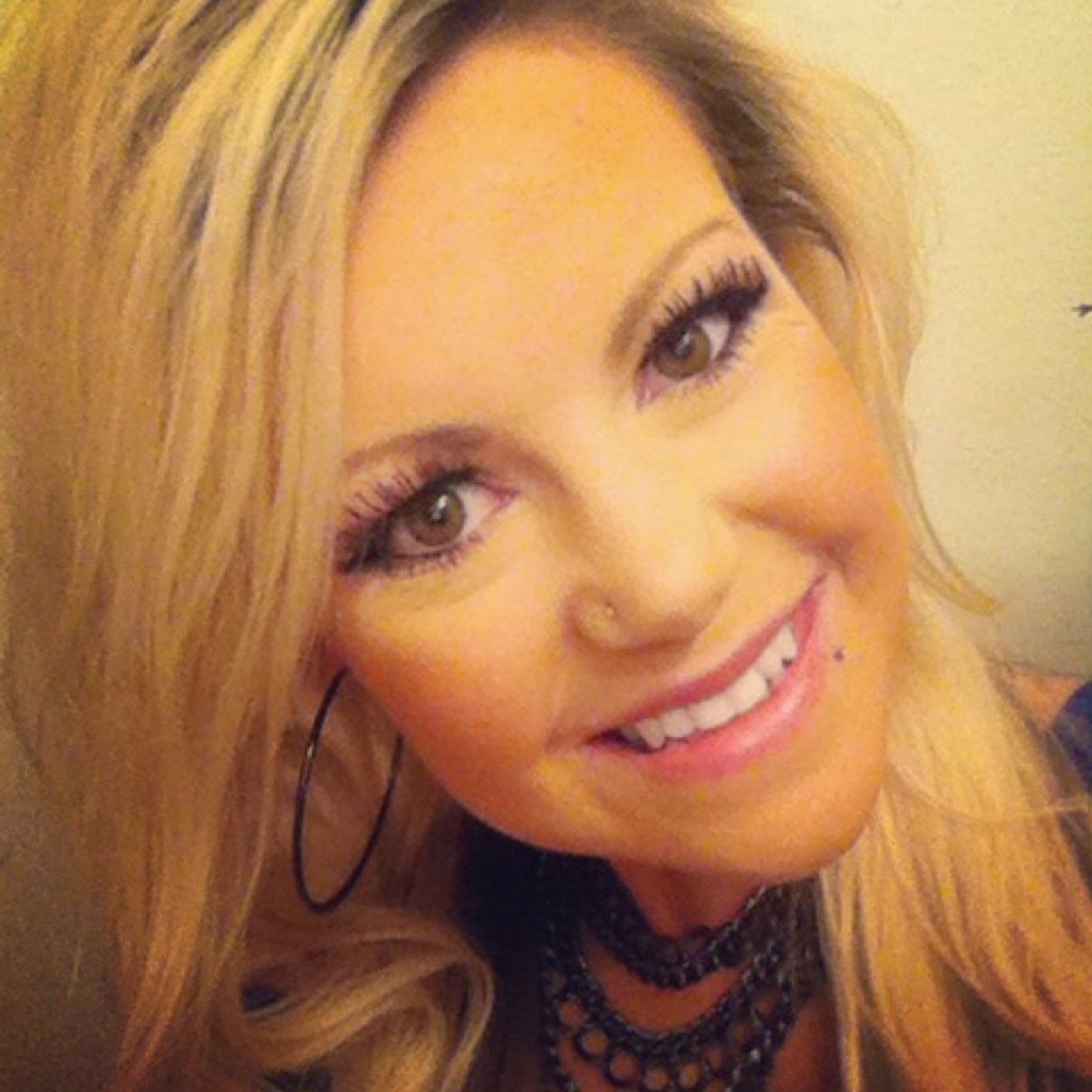 Born in Wichita, Kansas on March 9th of '83.
Model/Promoter currently in Las Vegas, NV.