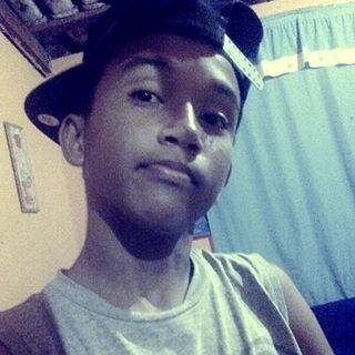 Se você viver apenas de passado você nunca terá um futuro.