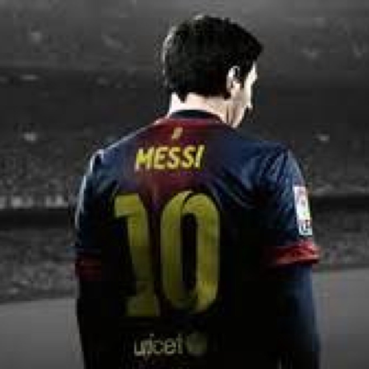 I am a Fifa player at heart. Wagers, Pinkslips and Giveaways. Not a scammer. YouTube : iosFifaGaming
