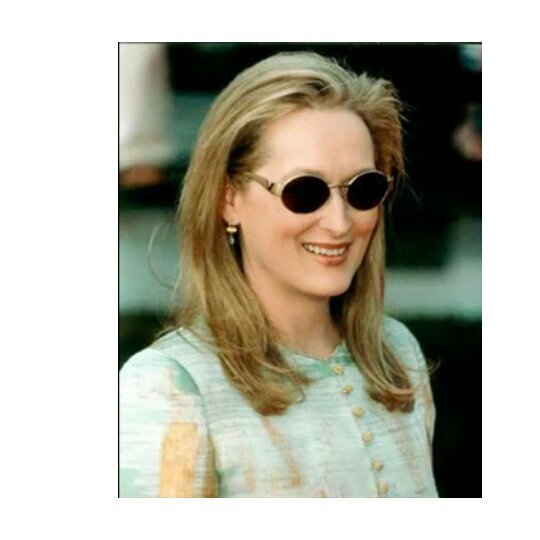 :Streeper: Instagram @meryl_streep21