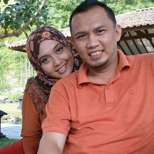 ya allah ya rahman, aku mohon kepada Mu jagalah rasa cinta dihatiku. Untuk 1 nama yang selalu tertulis dihatiku.