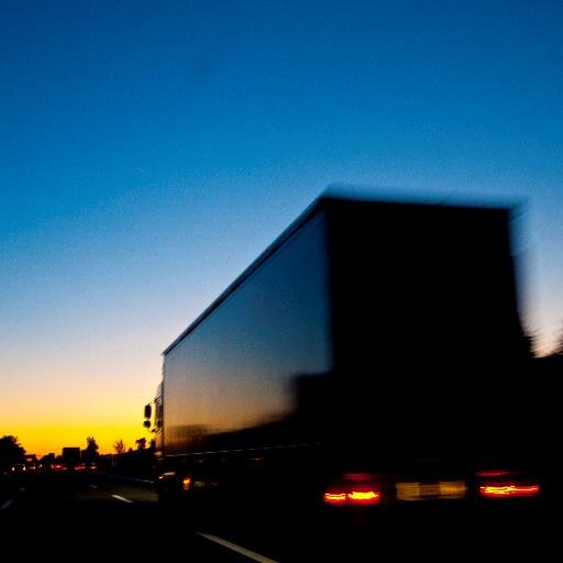 SnelTransporteurs.nl is een website die een online overzicht biedt van alle sneltransporteurs in Nederland.