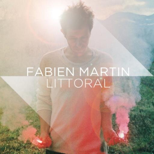 Astronaute à temps partiel, chanteur de variété mal rasée, auteur-compositeur, amateur de bons vins, citoyen de Belleville, etc etc
