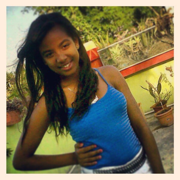 Hola chicos mi cuenta @yesica77841122 me lo jakiaron esta es mi nueva cuenta [[follow me back]]