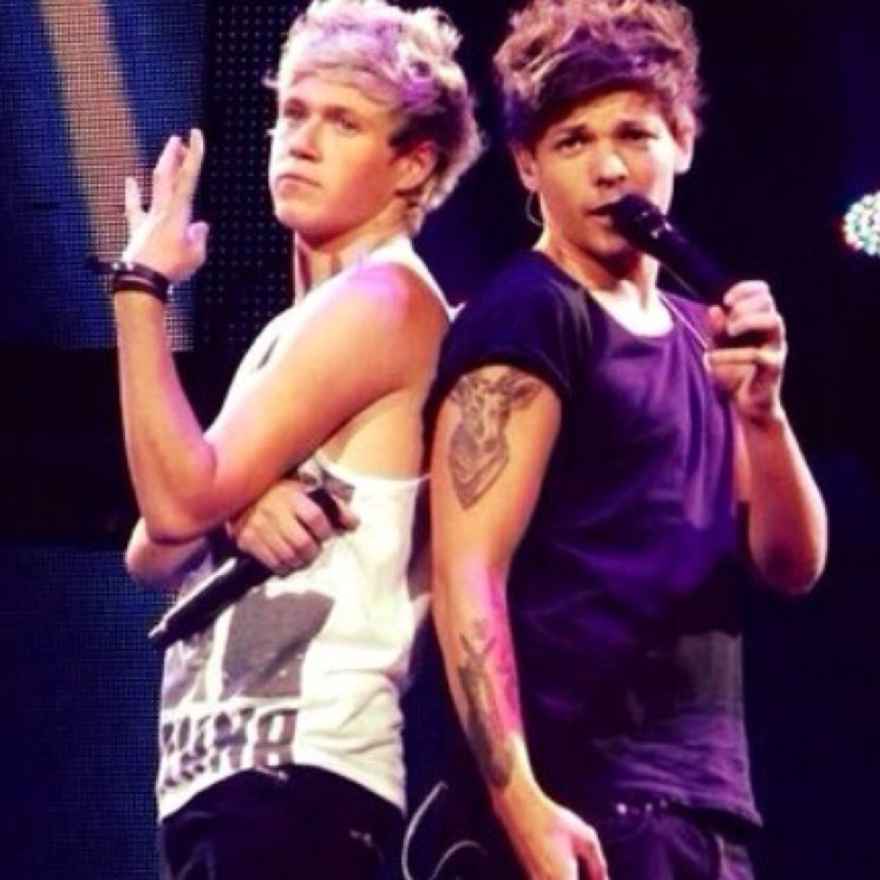 dead_bc_nouis's profile picture. Hey ✌️ Follow us, RT and sfs ❤ Nouis Bromance fan account #deadbcnouis and #deadbcnouisacc You'll never walk alone ❤️