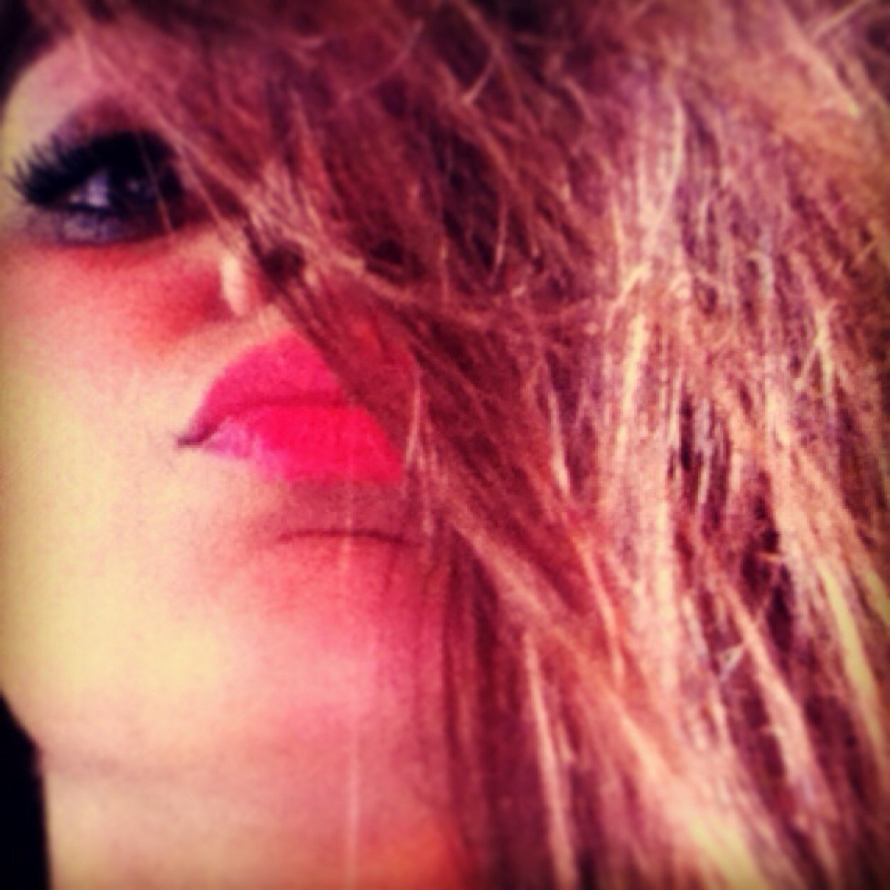 MelMelanierizzo's profile picture. 