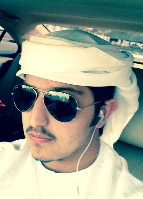 3Reemalsh0q's profile picture. لہ مبسمن منصوُحي درّن صافي آحجرهہ ،  گل العطر لي يفوحي من تربہ'ةَ مُنحرهہ ♥.                              Instagram:3yooni_95