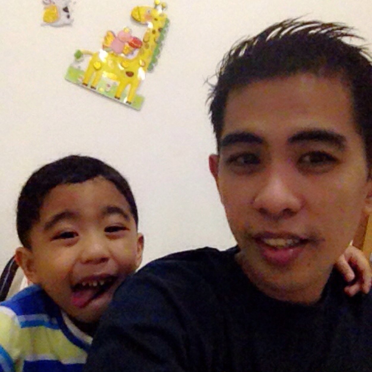 jesther029's profile picture. 