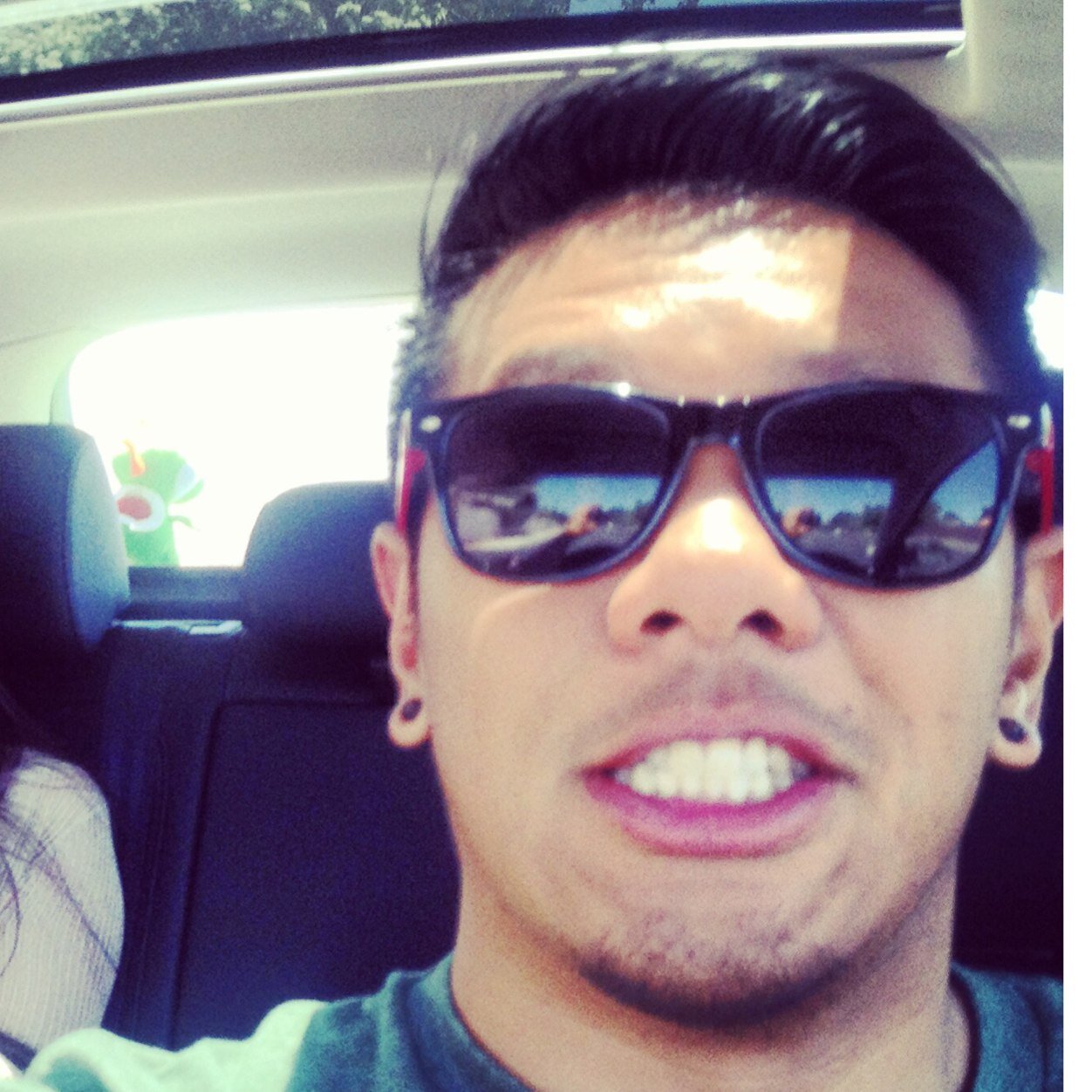 OMGitsMrLucena's profile picture. is dope