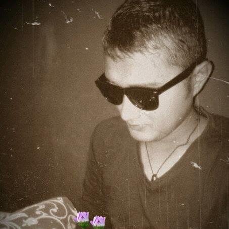 follow me. then I follow you back ..