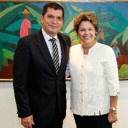 Prefeito da cidade mais linda do mundo
Não sou uma pessoa de verdade. Mas quem é?