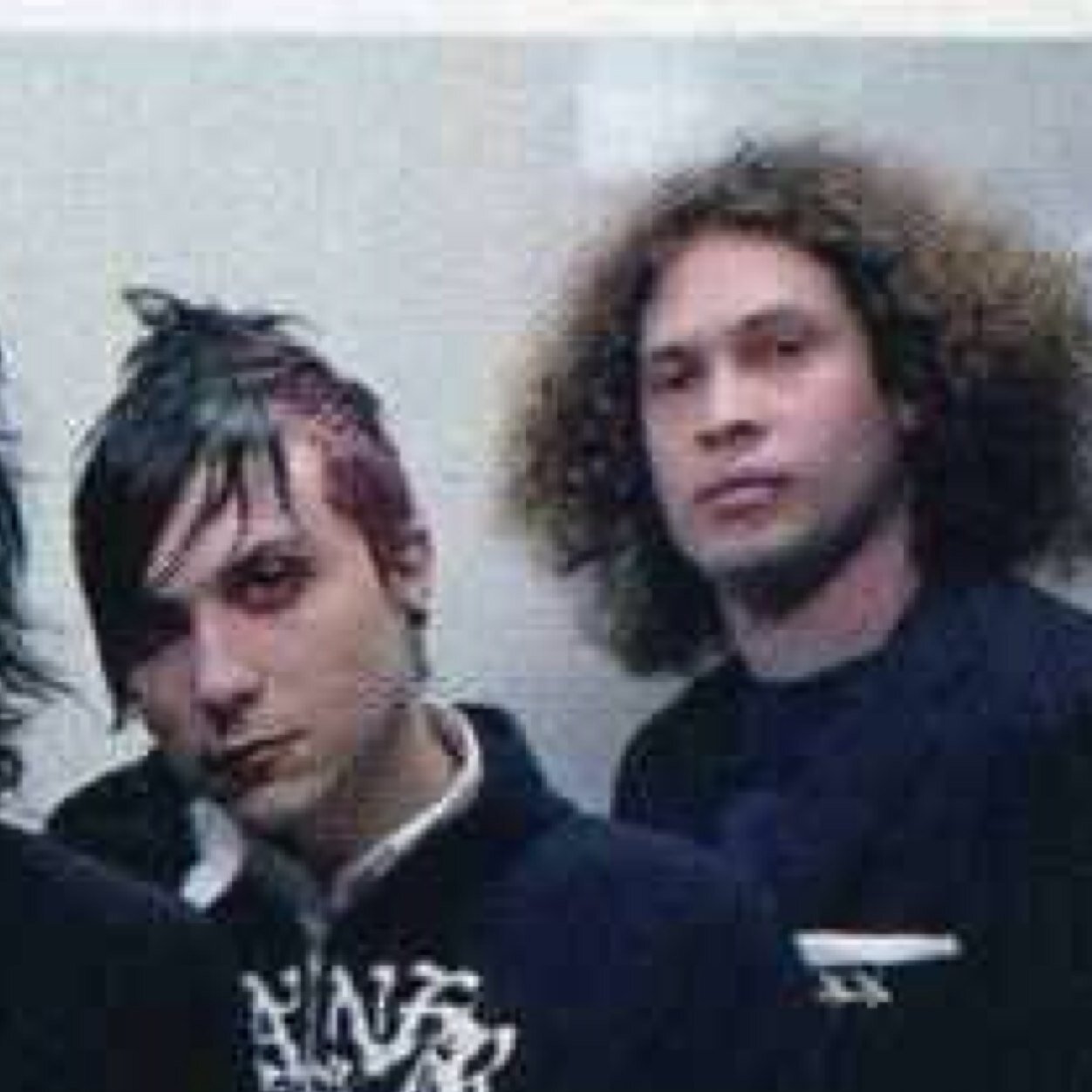 Father to two wonderful children. Killjoy forever. Guitarsist and i play drums.