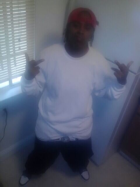 Thuggin In PuBLIC I used to chill wit washington but now I hang wit Franklin