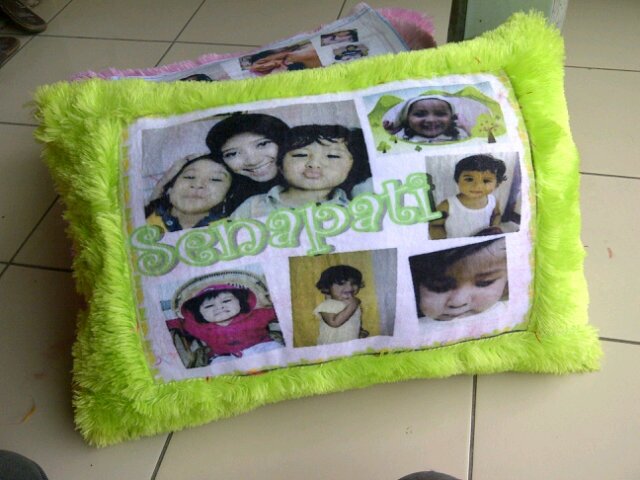 bantalfoto_bdg's profile picture. Sedia pesanan bantal foto harga produksi/harga grosir, mulai dari 50ribu sampai 85ribu Minat hub :082219002820/ pin:282CE9BC