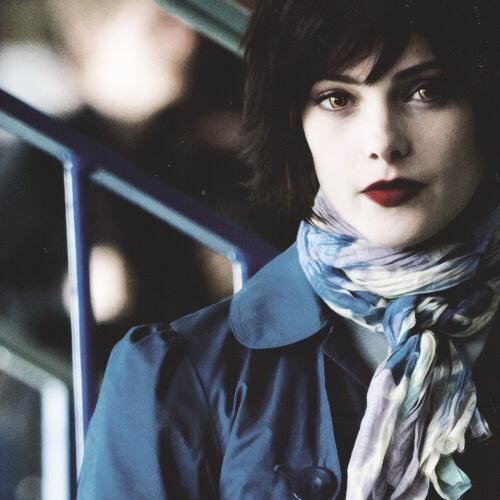 113|| Vegetariana (con comillas)|| Veo el futuro|| Orgullosa de ser Cullen {@BangerzRolFamou}