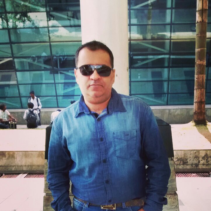 Manoj2302's profile picture. A Simple Human Being