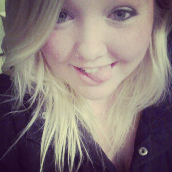 youknowwloveme's profile picture. 