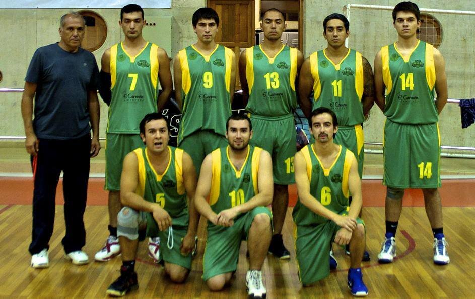 Equipo de basketball de Longavi VII Region.