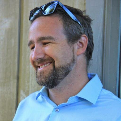 Sociologist, brewer, data nerd, sci-fi reader, and in love with all things sonorous.