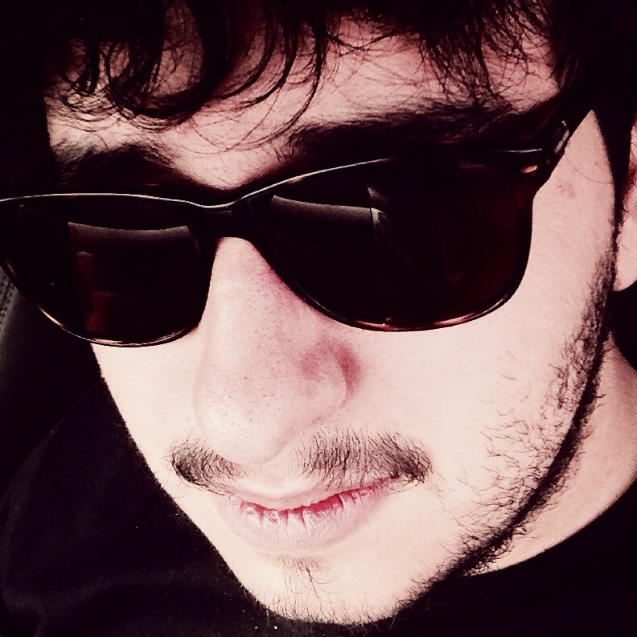 MauricioWTFmau's profile picture. Teve Laika sim!