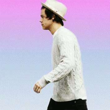 MochiMochell's profile picture. Do you want my pizza between your teeth?