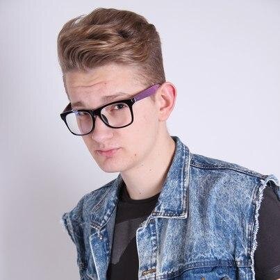 Vano_Lovgenyuk's profile picture. Christian / Bass guitarist in the church #YouthGorodSveta and @ThePromise_Band / Design engineer