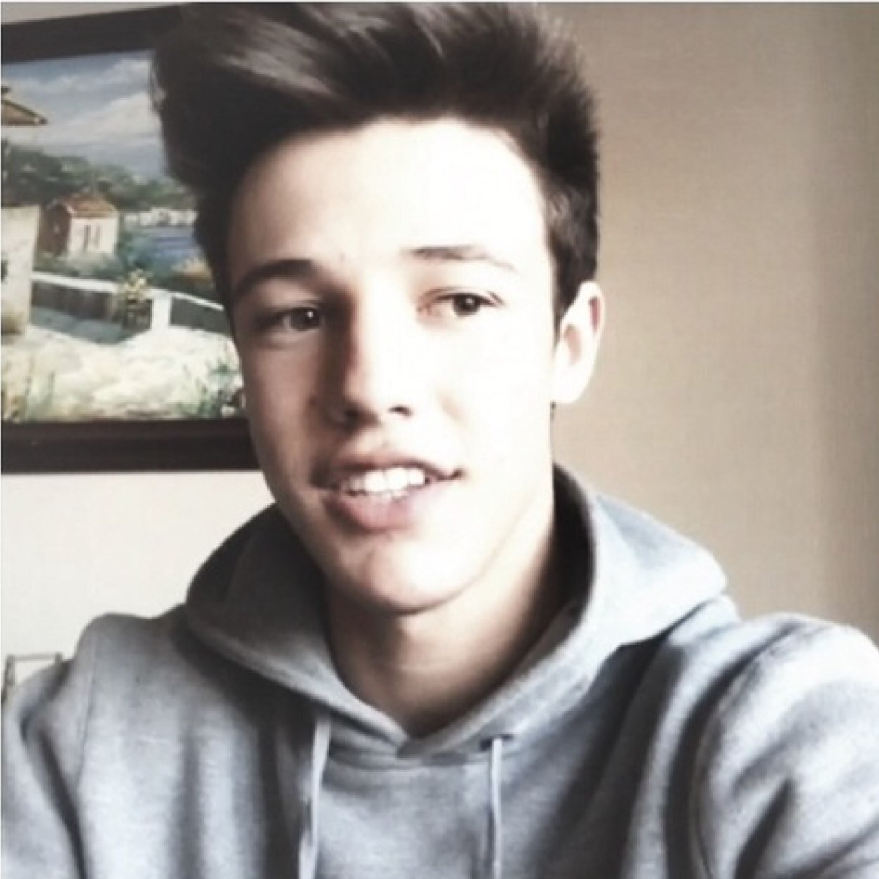 GO FOLLLOW @kinkywhitesides
