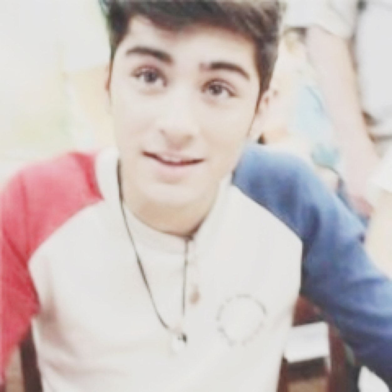 ask for a follow back on @raybanzouis