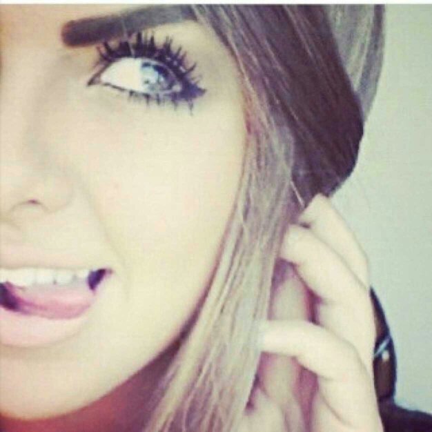 adrar_11's profile picture. ضيفني اضيفك