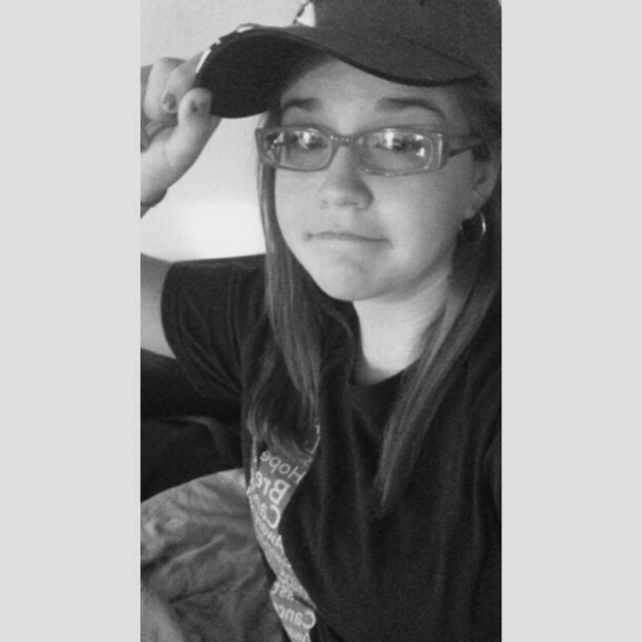 Singer/songwriter Kik- obeykianah Insta- kinpanah Snapchat- kianah_renayy