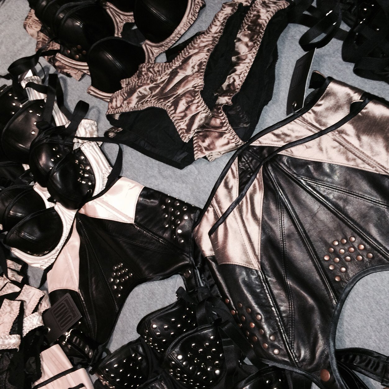 ObeyMyDemand's profile picture. Luxury Leather Lingerie Brand By Leanne Brooke - Follow @leanne__brooke