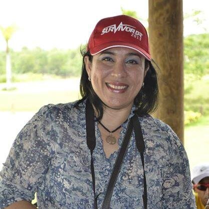 Consultora, Esposa, Madre, Hija, Hermana y Amiga feliz. Me encanta el mar y la naturaleza. Fotógrafa aficionada y emprendedora. Positiva full.