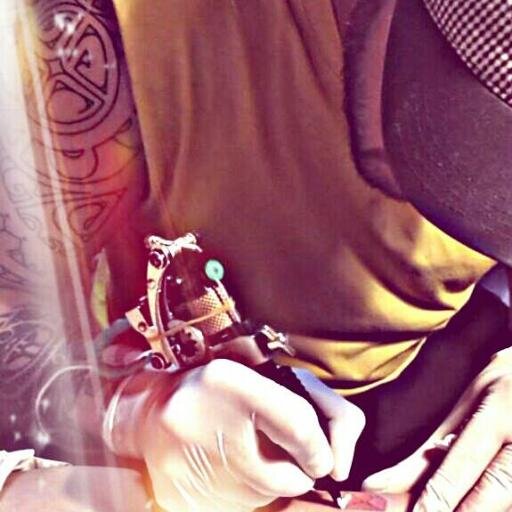 Tatuador por hobby twitter personal @AlexGarciaTatto