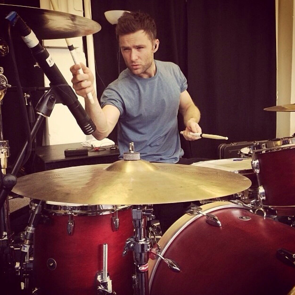 GDefenderrrr's profile picture. i like mcfly, books and cake, be my friend?