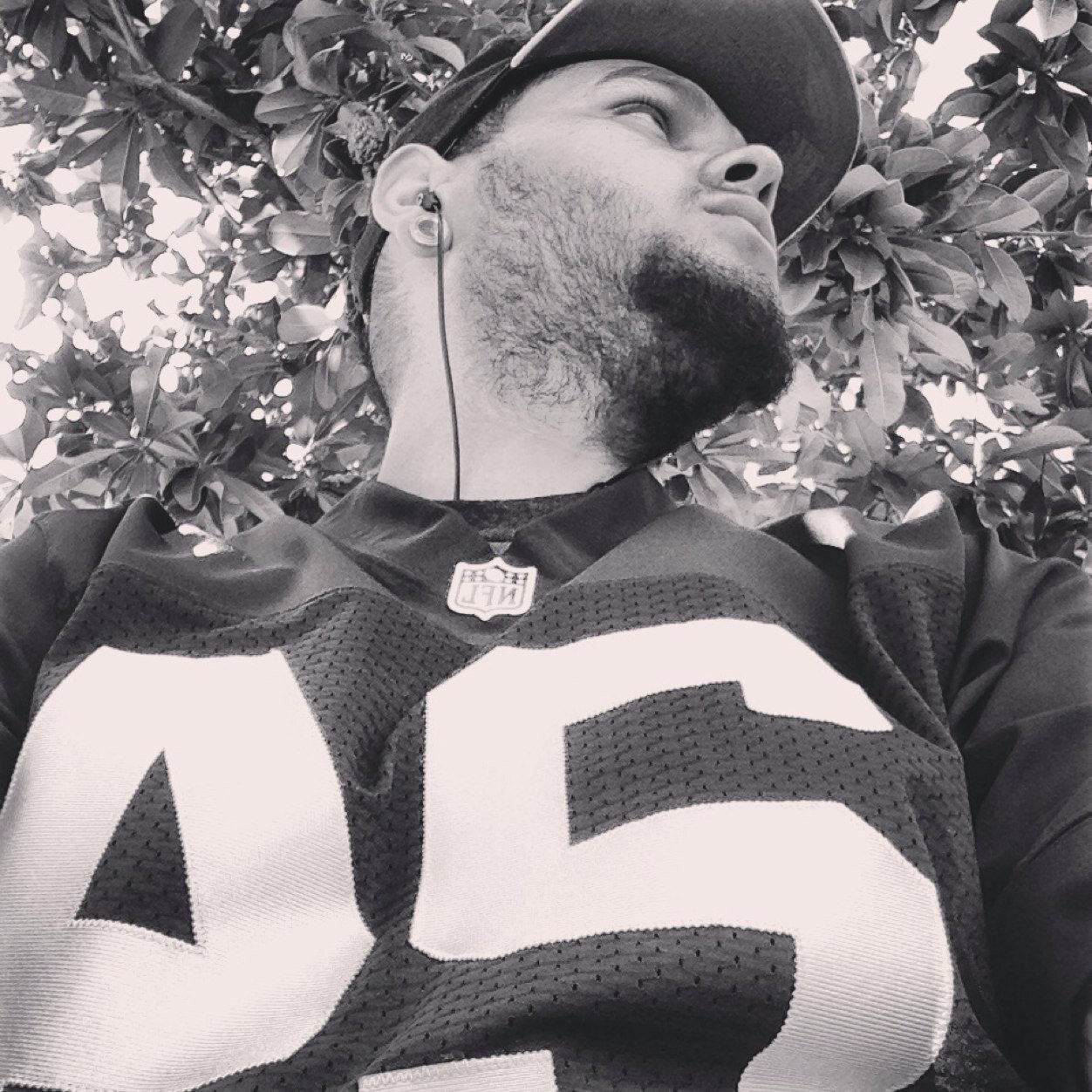 I WAS BORN A RAIDER GONNA DIE A RAIDER I BLEED SLIVER AND BLACK U DONT LIKE IT UNFOLLOW ME AND HANG UR SELF #RAIDERNATION BITCH!!!!
