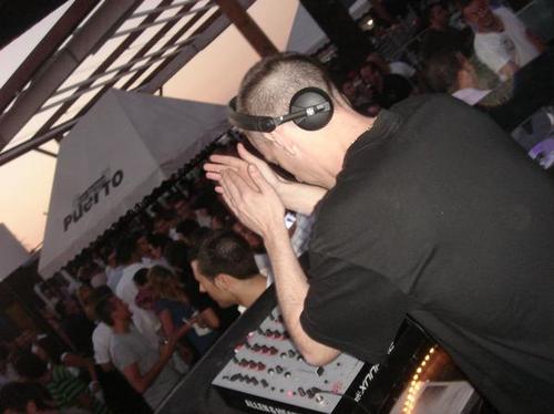 djolibr's profile picture. 