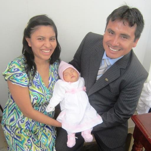 Enfermera estudio en la UPeU, Esposa y madre de una hermosa bebe (Adirita), en la actualidad trabajo con mi esposo en el Distrito Misionero de ICA  B, APCS
