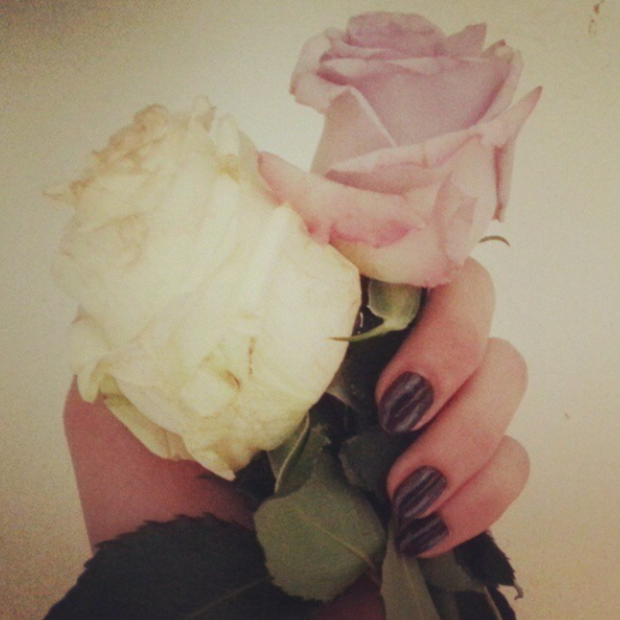 اللهم اجعل كل مايتمناه قلبي تراه عيني  ♡ ~