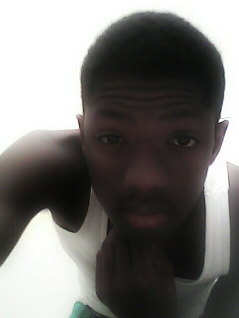 -No comment #Team FollowBack.....bt oooo yea follow that lame girll Marquita @AlwaysBout_Me jp she kool she will follow bck
