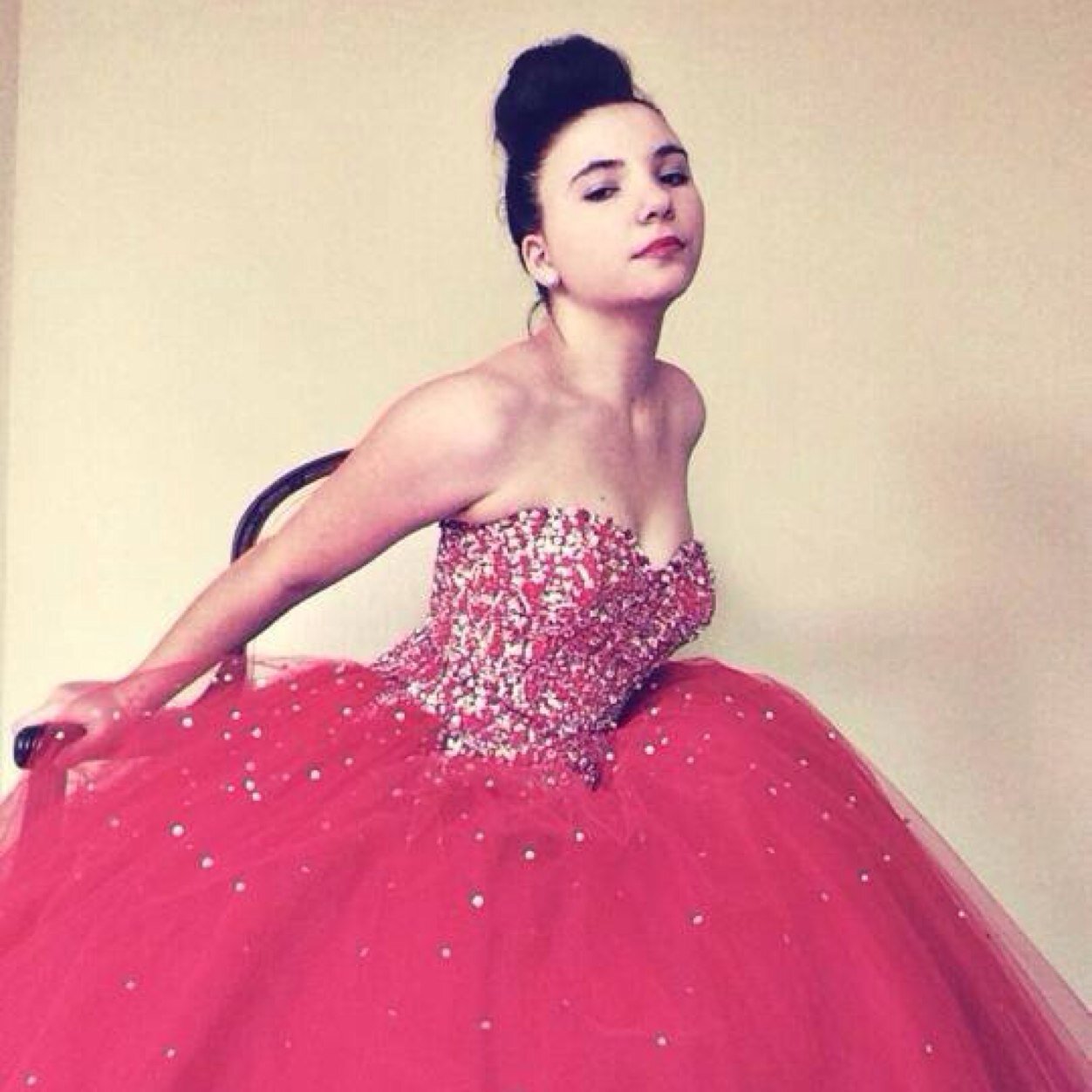 MaryTeenmodel's profile picture. Model and actress, i also like horseback riding, iceskating and SHOPPING! Follow me on instagram @cocochanel52 thx!