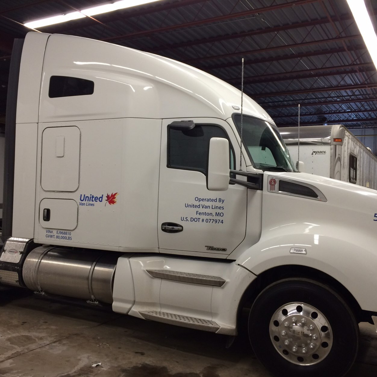 peterboromovers's profile picture. 