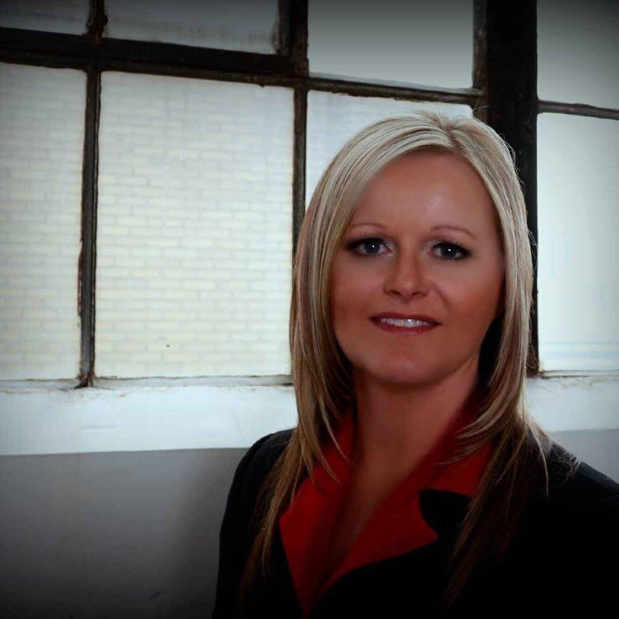 Web Design, ebooks, logo's, business consulting.