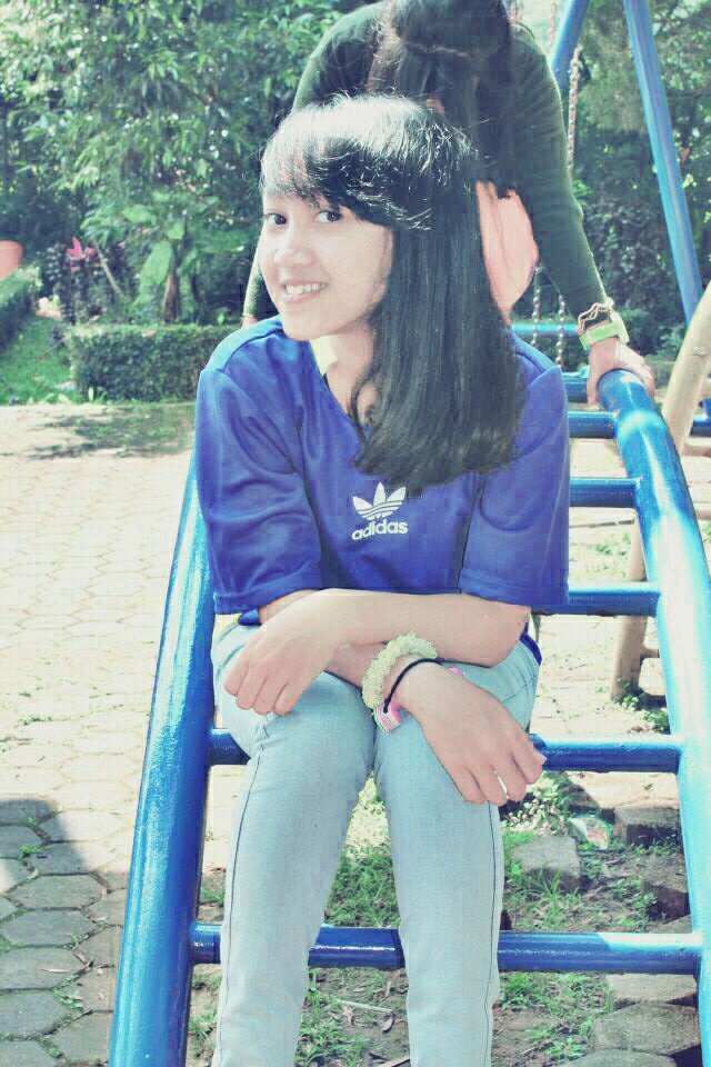 chindyaliansyah's profile picture. Allah ♚ | 20 Juni 1998 GEMINI☆ | family{}