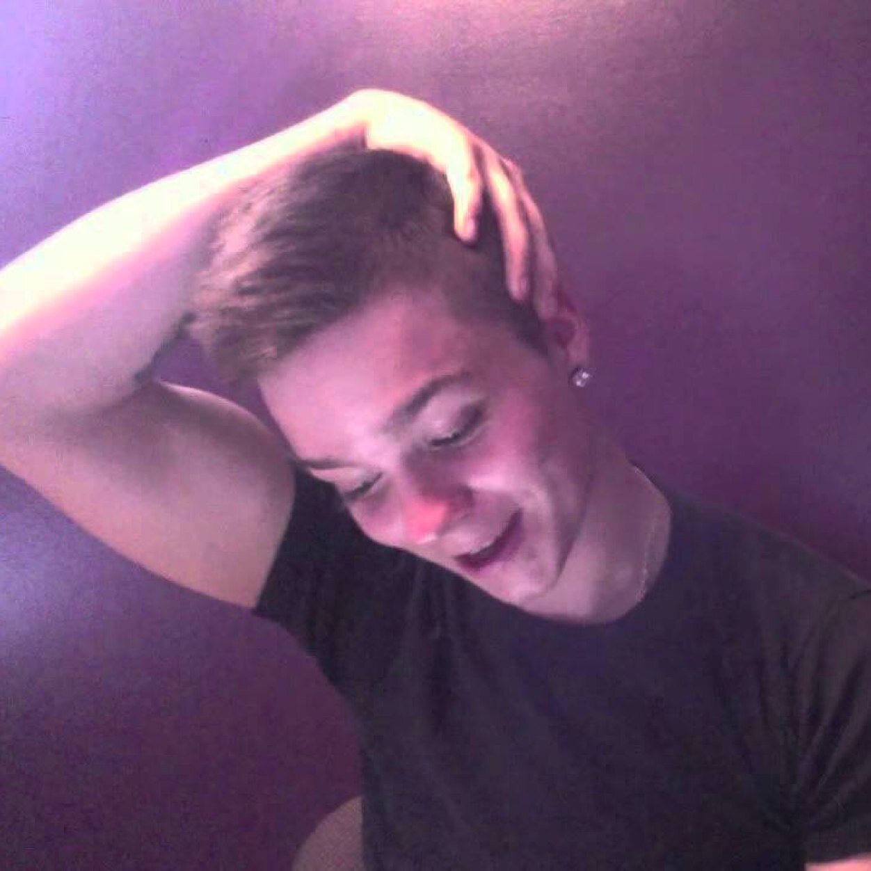 TalkingTreTzy's profile picture. Singing, and youtube are my interests. I'm James. Don't mistake me for my twin @tretzytv. There are two of me. James, and Lispy Larry. (OOC/FL)