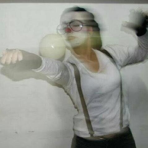 rindo a toa em forma de sintonia!