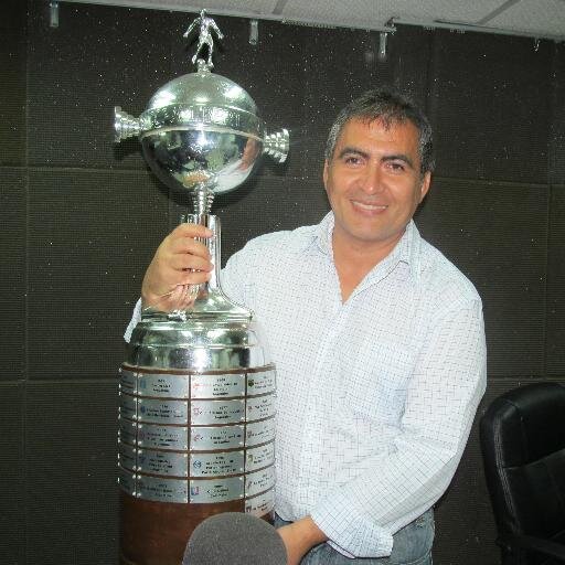 Amante de la música y del campo. Aaahhh y por supuesto del más grande COLO COLO. Cuenta personal.