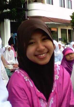 ThashiaY's profile picture. 