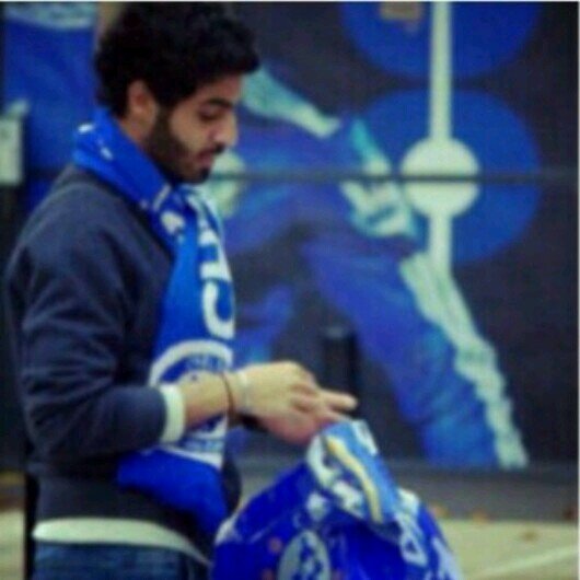‏الهلال ؟ مثل العمر كلہ فرح . مثل المطر كله جمال ، واللہ يسعد من يحبك يَ هلال